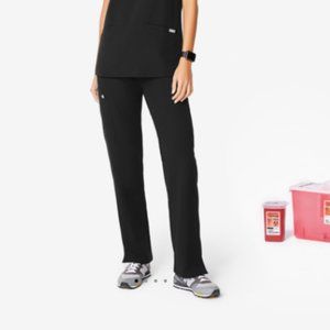 FIGS Kade Cargo Pants size L BUTT-Enhancing!